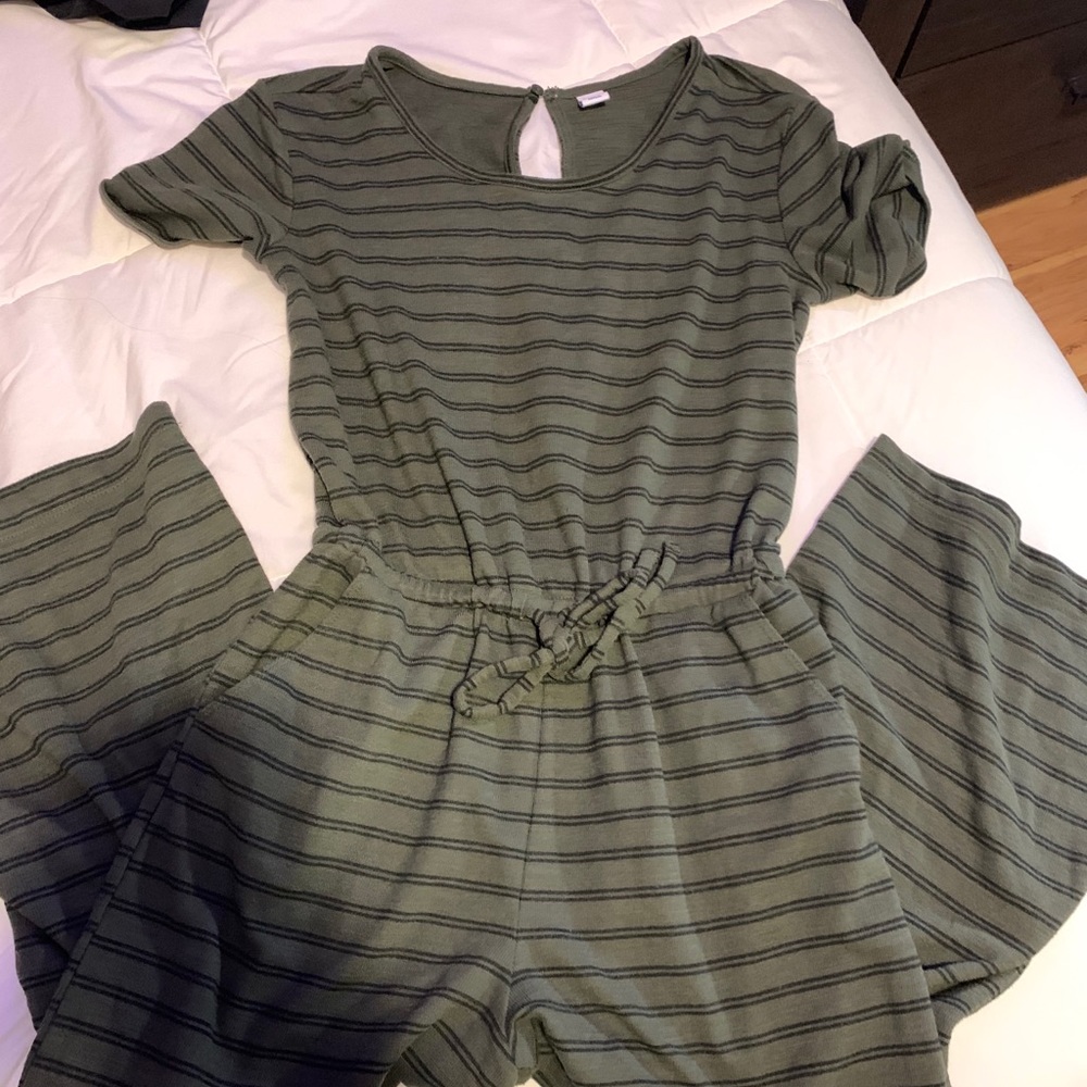 Old navy jumpsuit